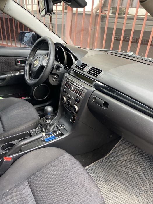 Продам мазду 3 вхорошуму стані