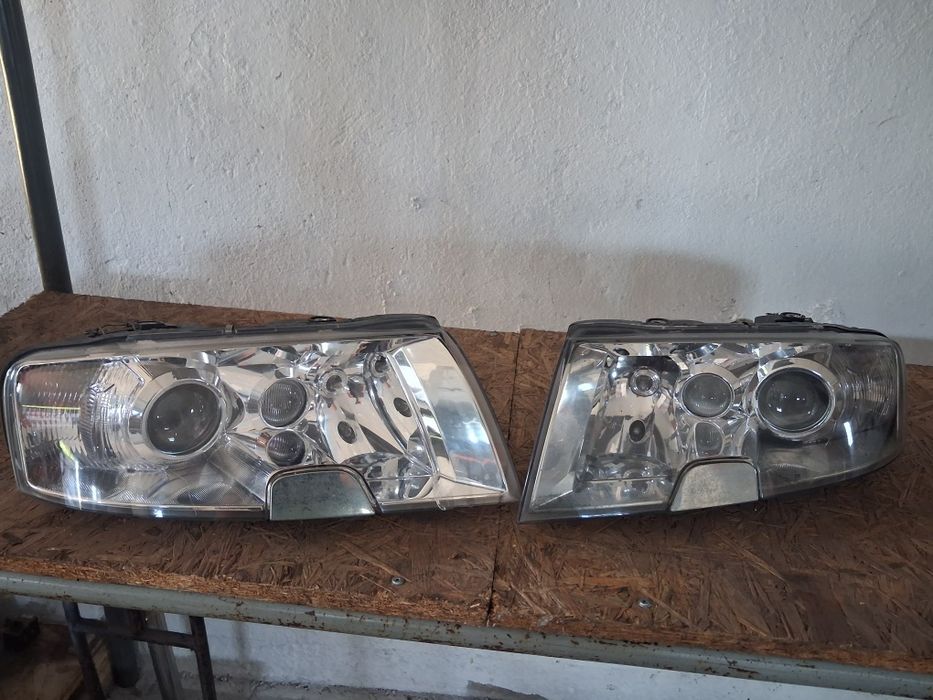Maska lampy zderzak skoda superb 1