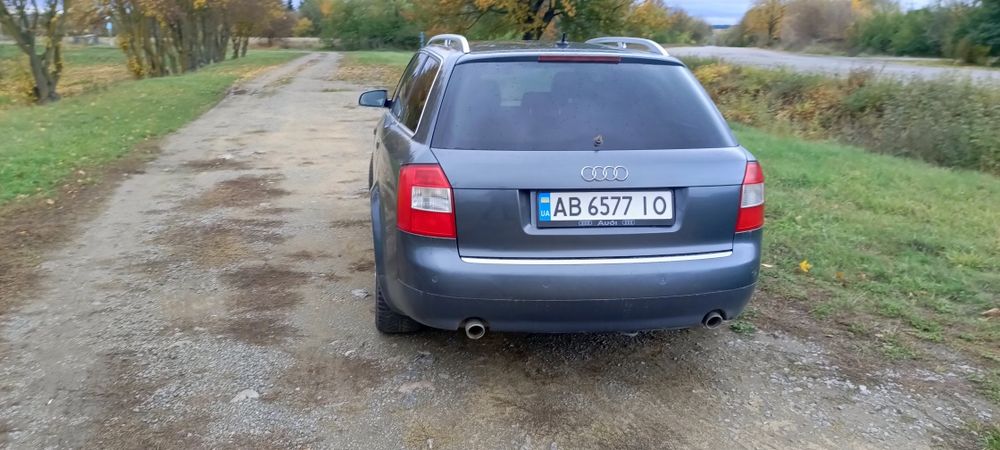 Продам  Ауді  А4 В6 Газ-Бензин 2.4