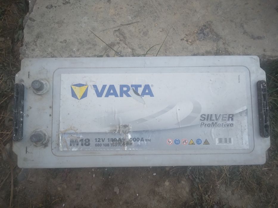 Продам великий акумулятор