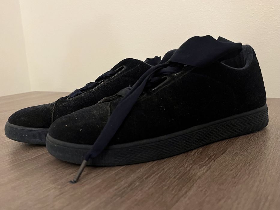 Sapatos de senhora azul escuro