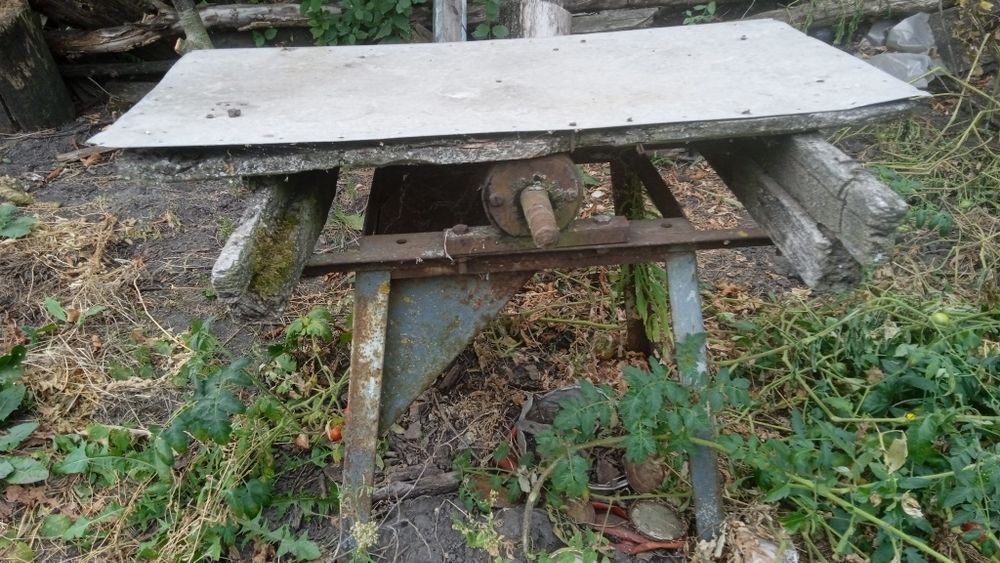 циркулярка с фуганком , мотором і пилами