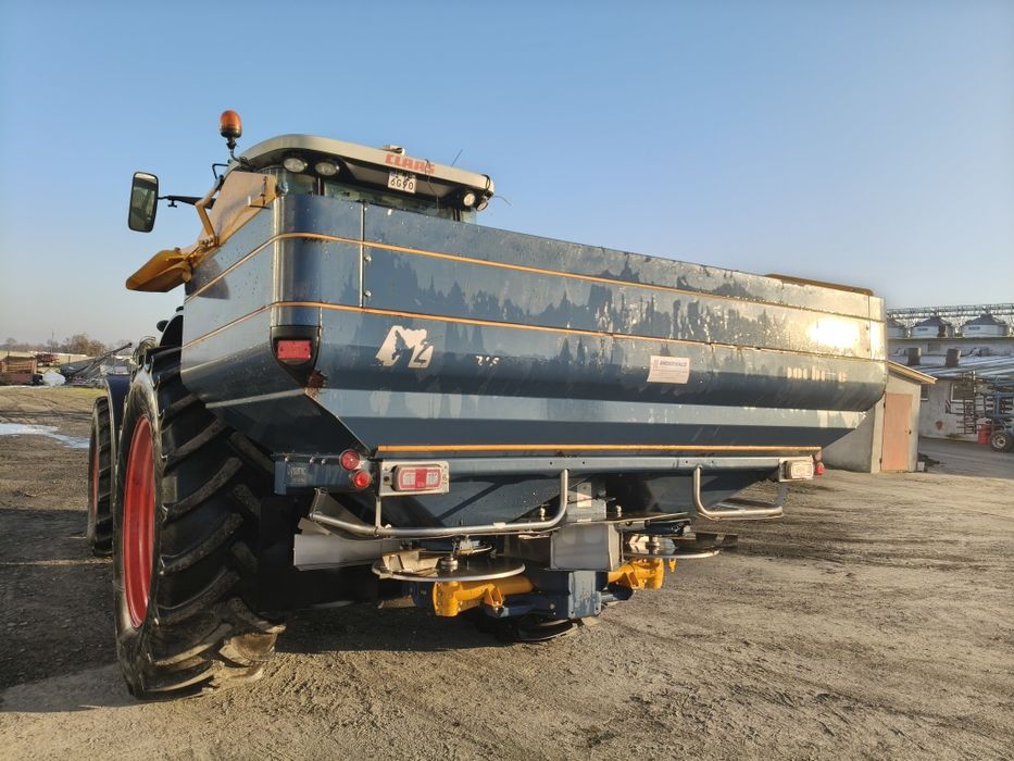 Rozsiewacz nawozu Bogballe M2W