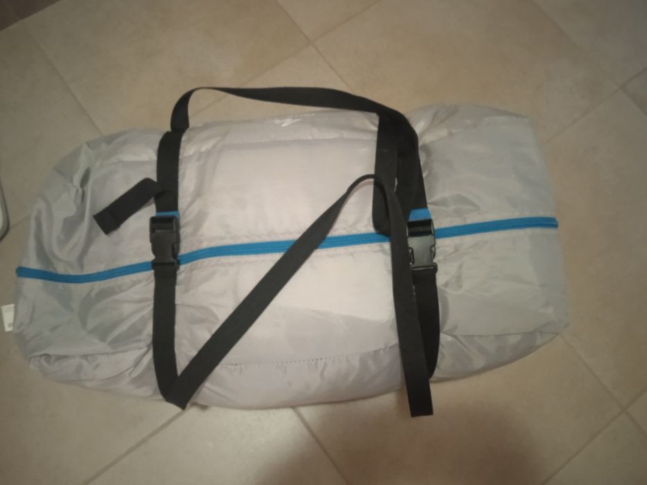 Tenda de campismo nova