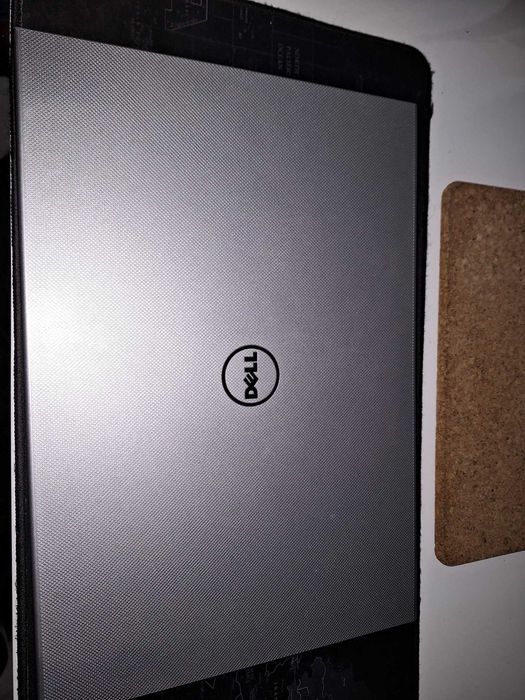 Sprzedam laptopa Dell Inspirion 3878