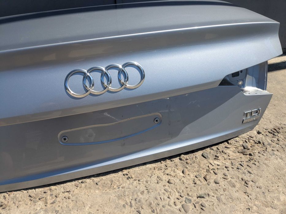 Кришка Багажника Audi A4 B9 Колір LZ7G Ауді А4Б9 Оригинал