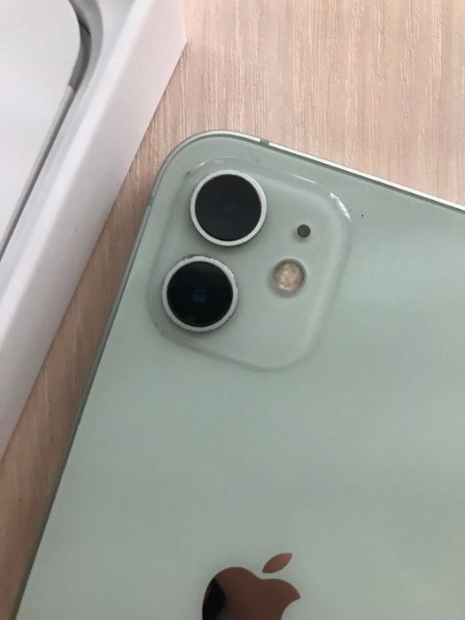 Проадм айфон 12, на 128gb (айклауд чистий)