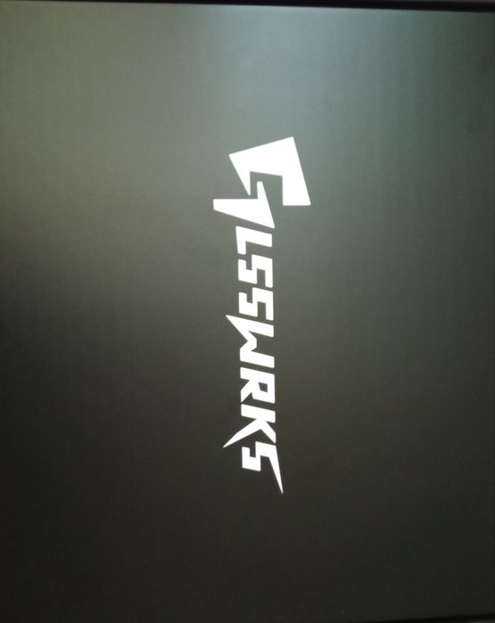 Скляний килим GLSSWRKS Kazemi