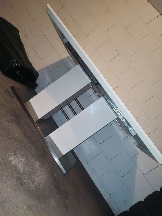 Продам Обідній стіл Bomuli, Кухонний стіл