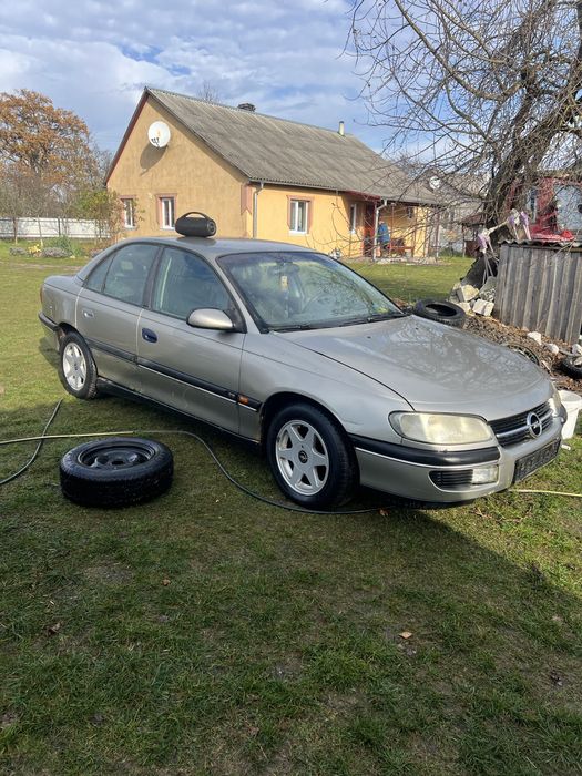 Розборка опель омега 2.0 1996. Запчастини опель омега