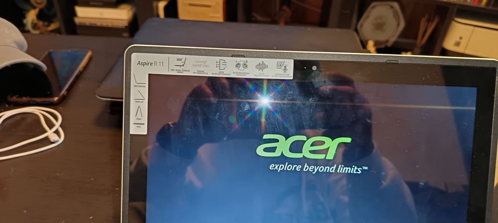 PC portátil Acer aspire r11