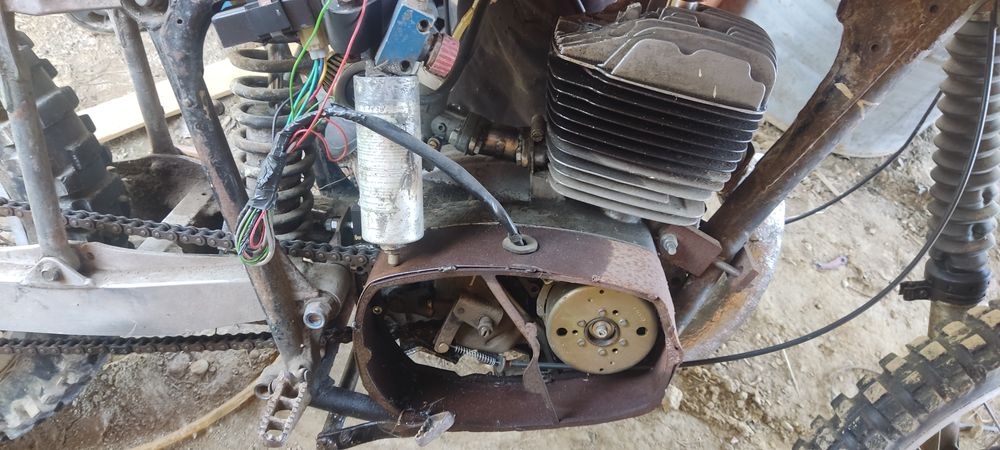 Silnik Cz175 zapłon CDI
