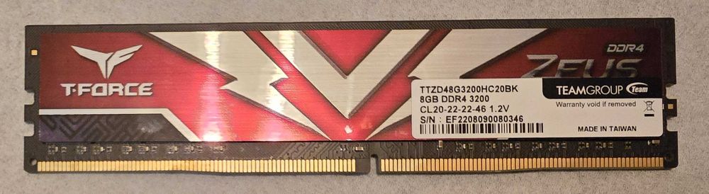 Memória RAM Team Group T-FORCE Zeus 8GB DDR4 3200MHz