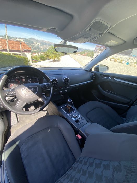 Audi A3 2015 TDI 132mil  Nacional