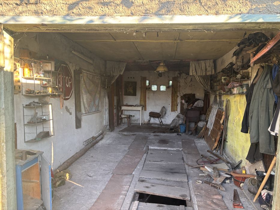 Гараж в гаражному кооперативі