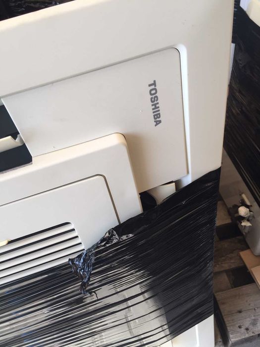 Sinclair , Toshiba  klimatyzator kasetonowy 4-kierunkowy  7kW do 10 kW