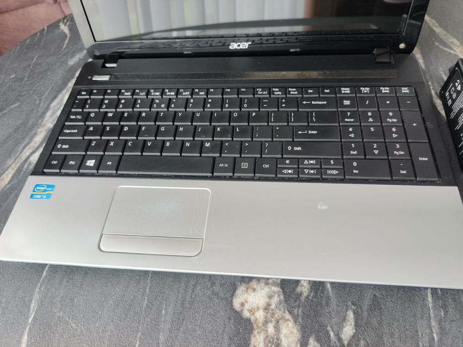 Acer Aspire E1-571 15,6" i3-3120M/8GB/SSD Samsung Evo 860 250gb/DVD-RW