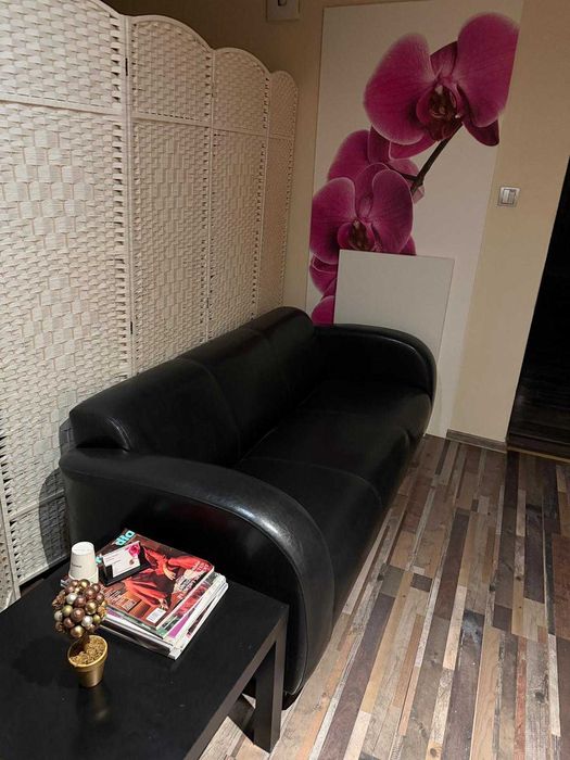 Sofa z ekoskóry, szerokość 90 cm długość 1.80.