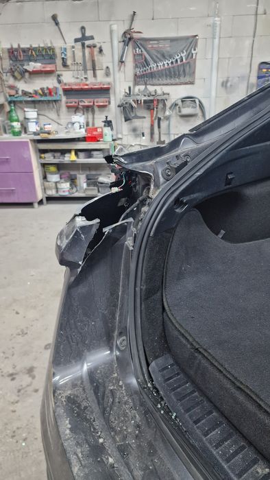 Продам Toyota prius prime