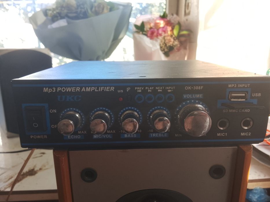 Продам усилитель