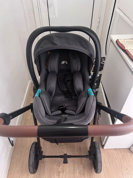 Carrinho de bebê e Bumbo