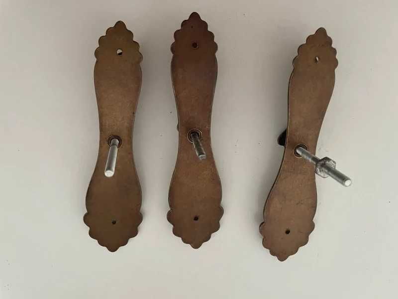 3 puxadores de porta de armários