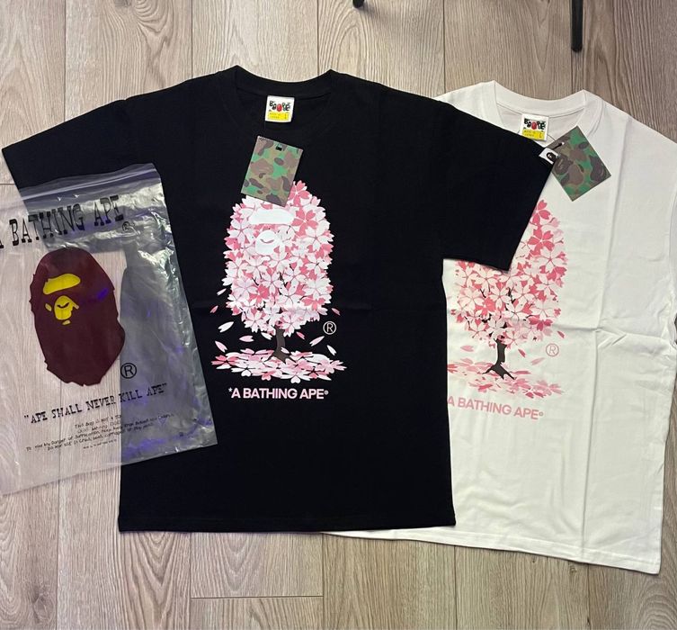 Футболки Bape Sakura нові з всіма бірками