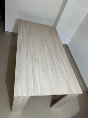 Mesa de jantar 160cm