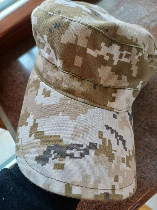Кепка бейзболка піксель