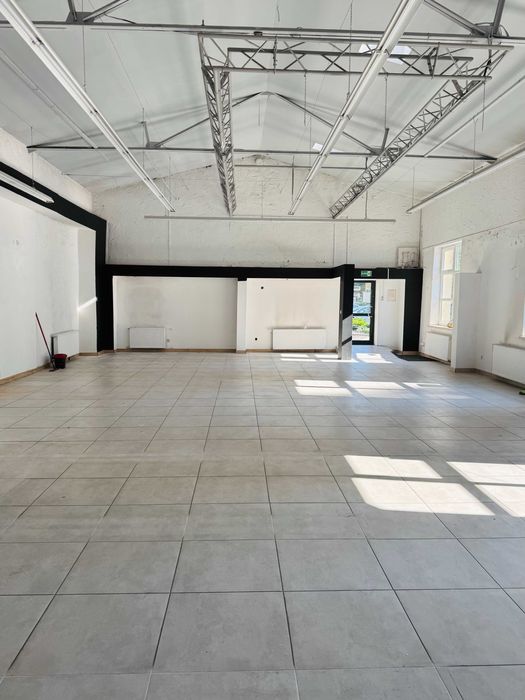 Lokal w śródmieściu, parter, bezpłatny parking