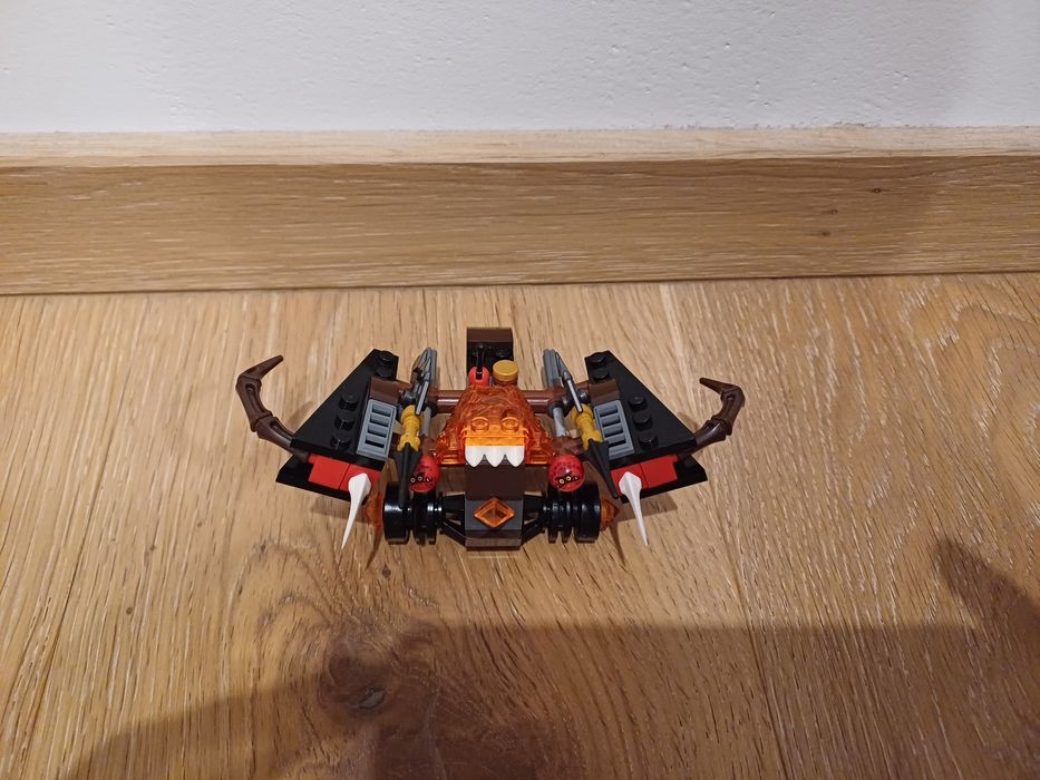 Lego nexo knights 70318 The Glob Lobber