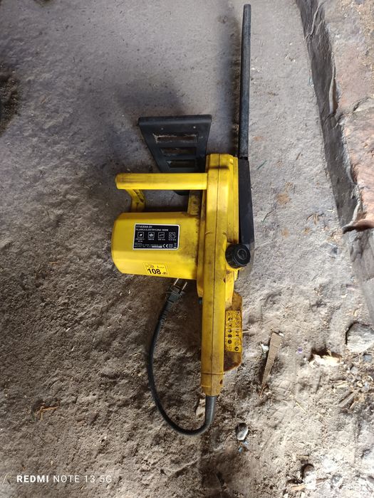 Piła łańcuchowa elektryczna