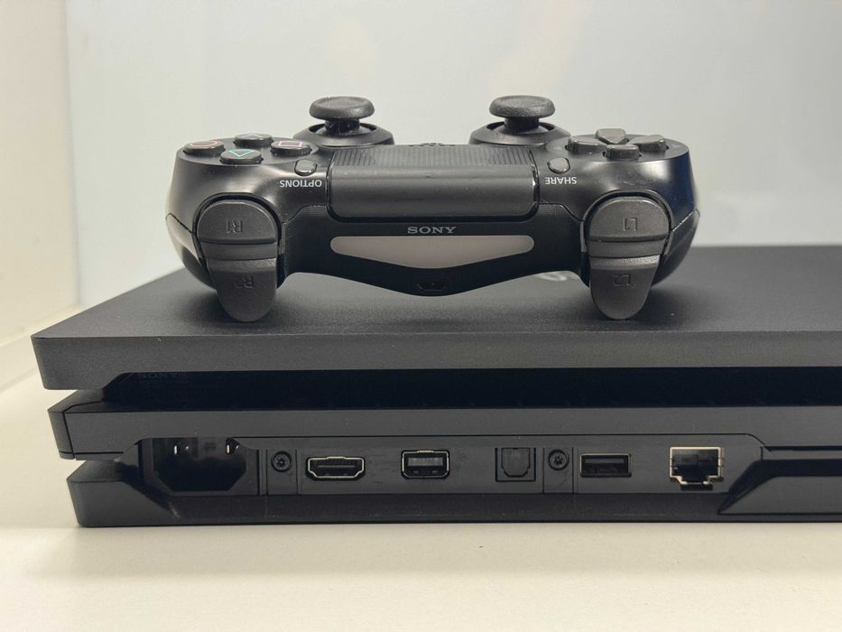 Konsola PlayStation 4 Pro 1TB z Padem Gwarancja Super Stan