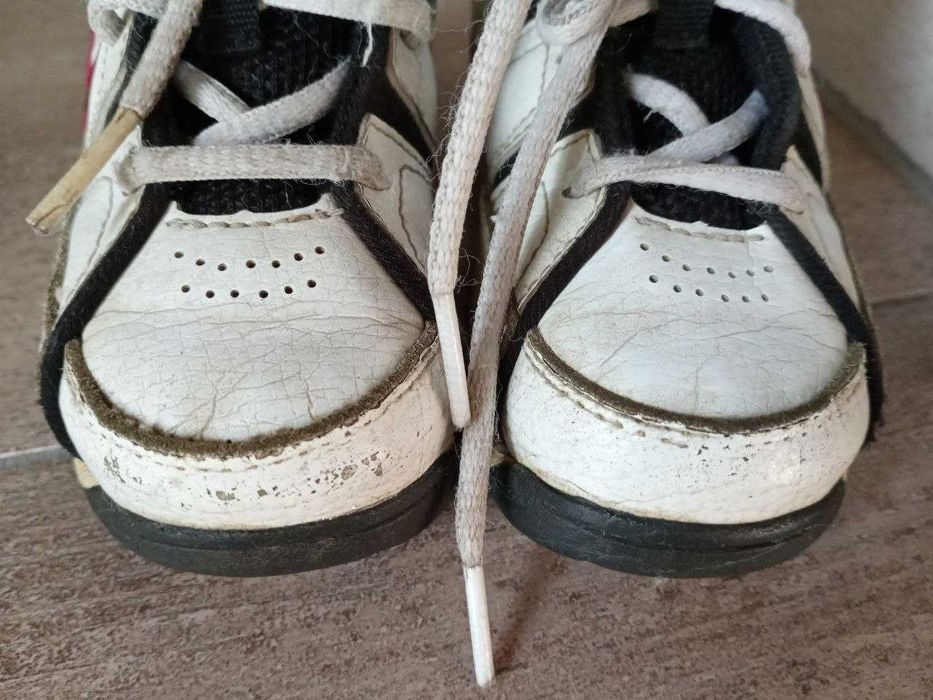 Дитячі кросівки nike 22 р