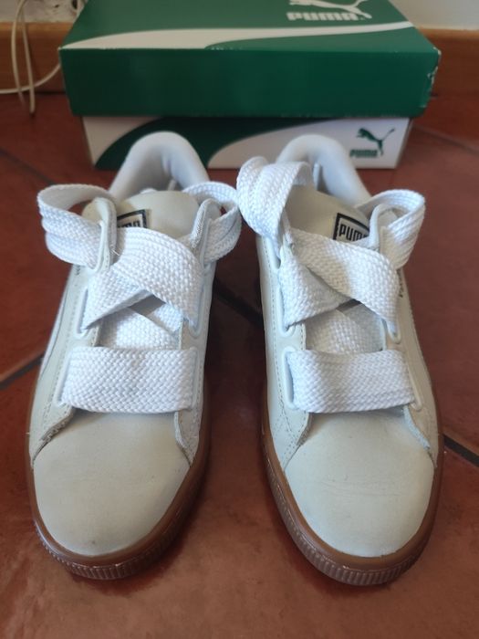Sapatilhas Puma NOVAS Basket Heart Perf GUM 37