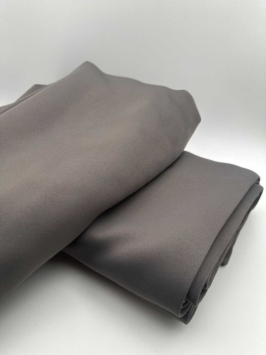 Pack de 2 cortinas térmicas blackout Pony Dance 140×280 cm cinzento