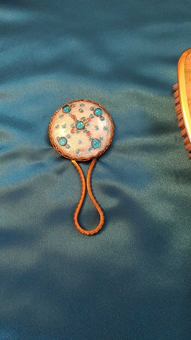 conjunto de escova antiga  e espelho