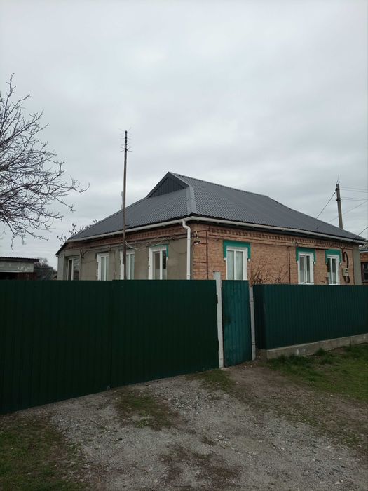 Крыши, навесы, заборы, кладка, стяжка, тротуарная плитка и т.д ...