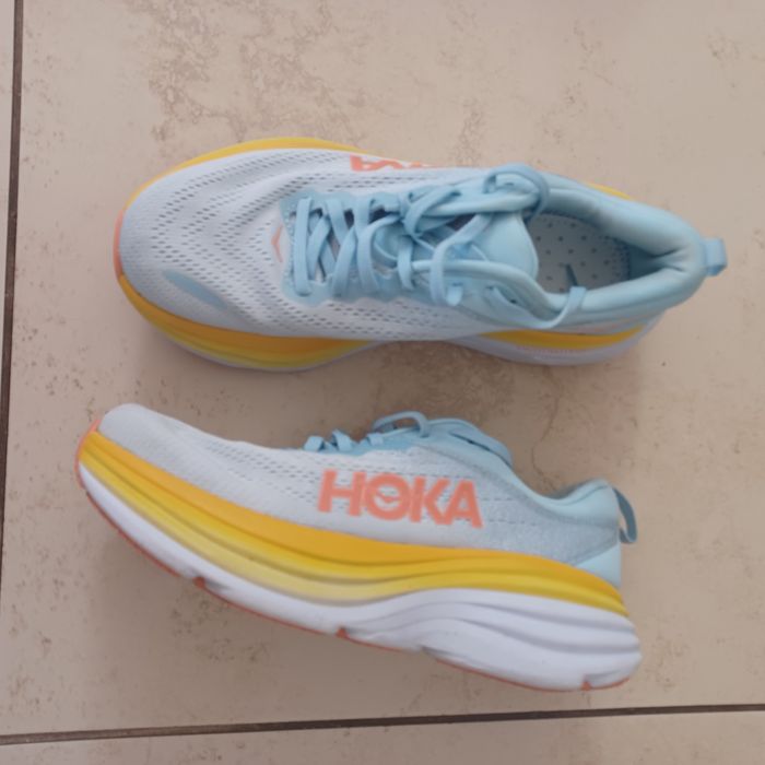 Buty HOKA do biegania jak nowe 41/26 cm/ salon 599 zł