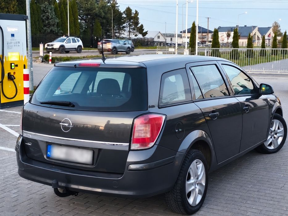 Opel Astra H 1.6 Benzyna Rok 2012 Przebieg 256 tys Salon Polska