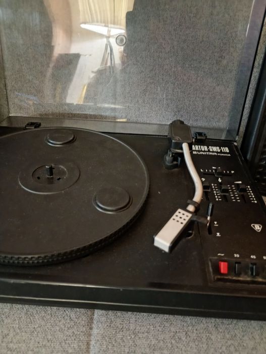 Gramofon UNITRA Artur gws 110 plus glosniki