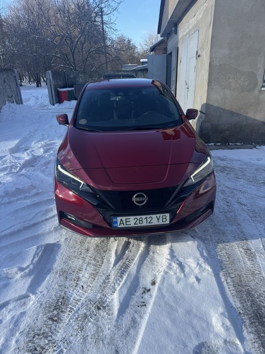 Nissan Leaf SV 62kw 2024