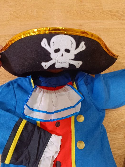 Новорічний костюм пірата