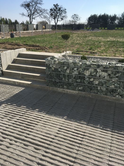 Gabion , gambion , gabiony