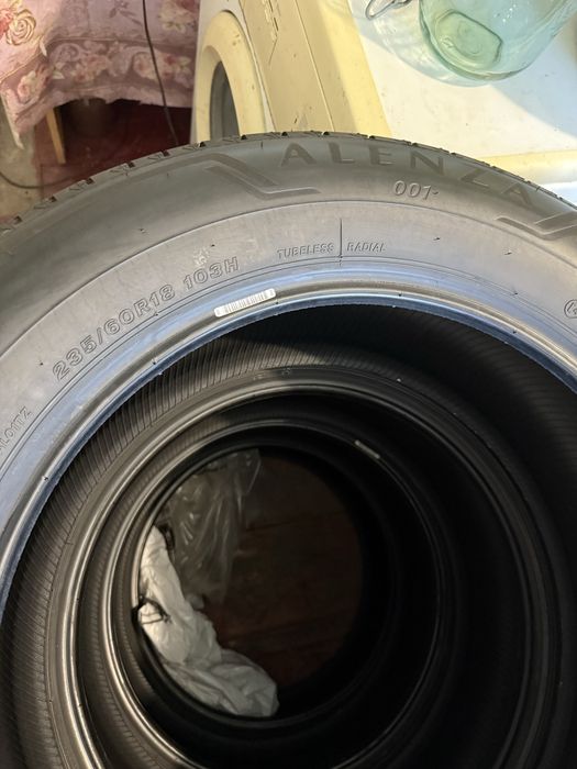 2024р bridgestone alenza 001 235 60 r18 літо 235/60 r 18 p18 лето