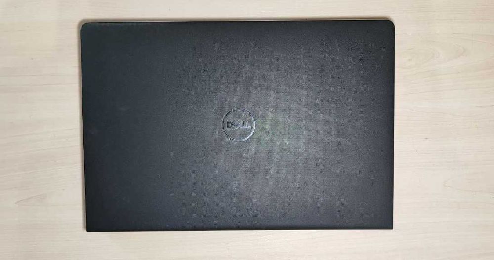 Ноутбук DELL Inspiron 15 3000  i3-7020U