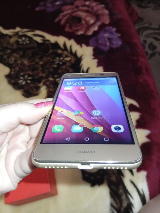 Смартфон Huawei робочий