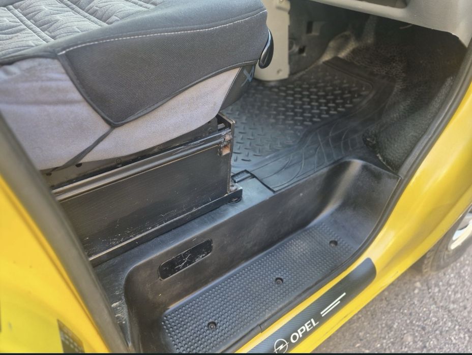 Opel Vivaro 1.9 cdti