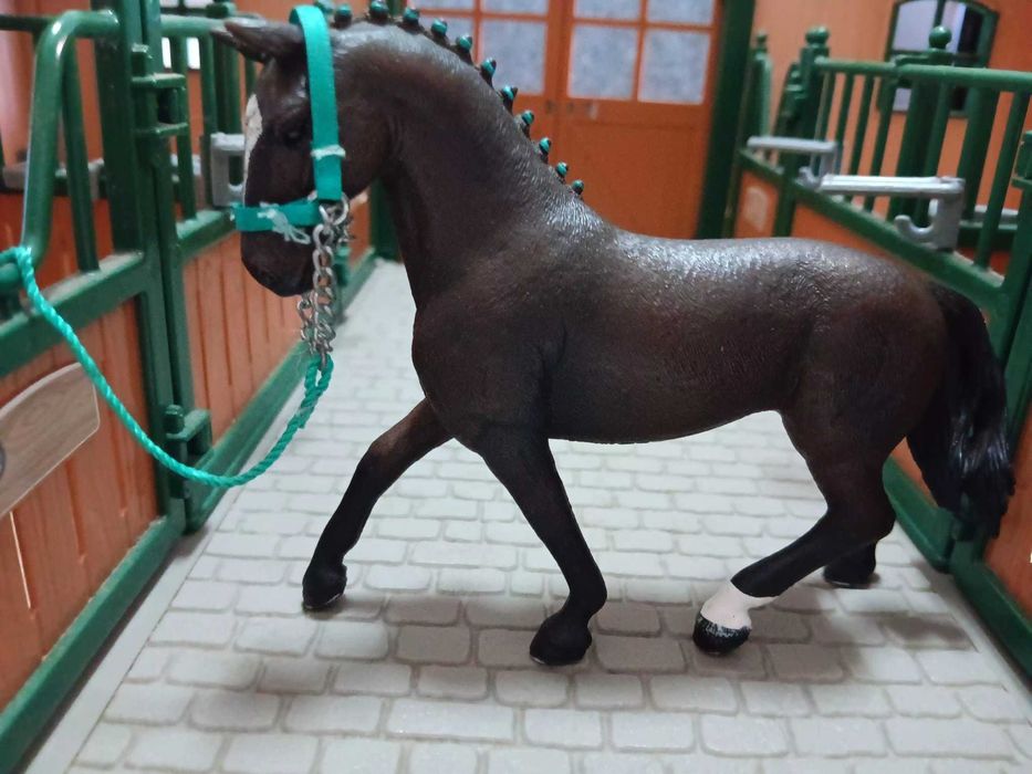 Schleich, brinquedos