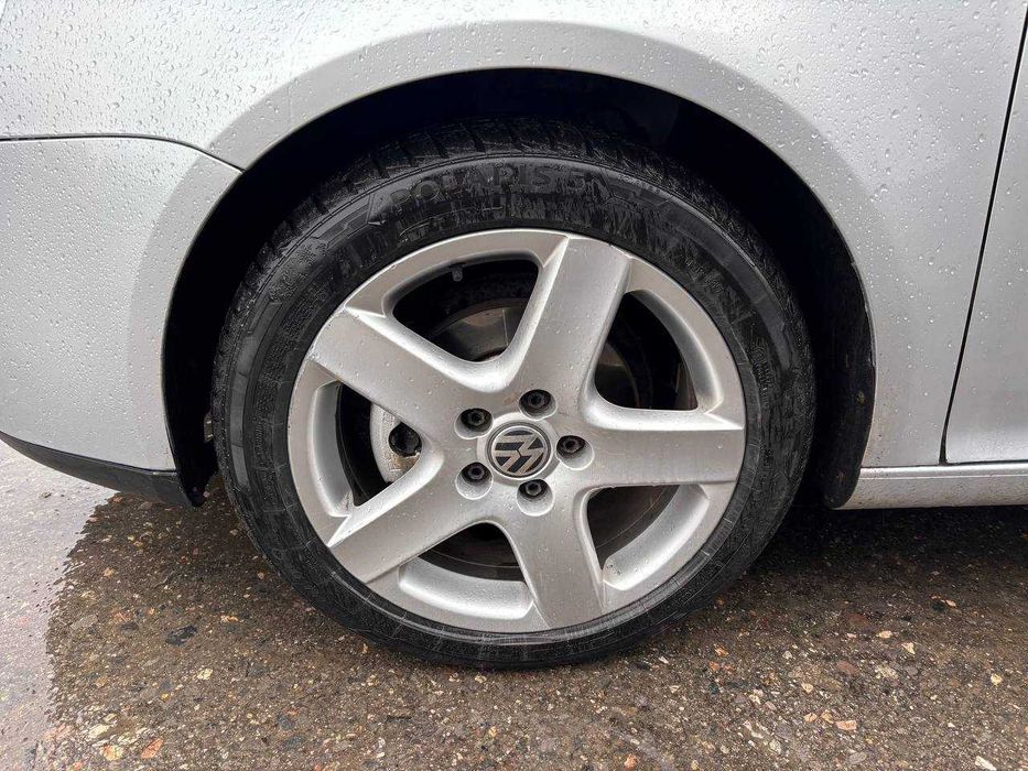Продам Volkswagen Golf 5